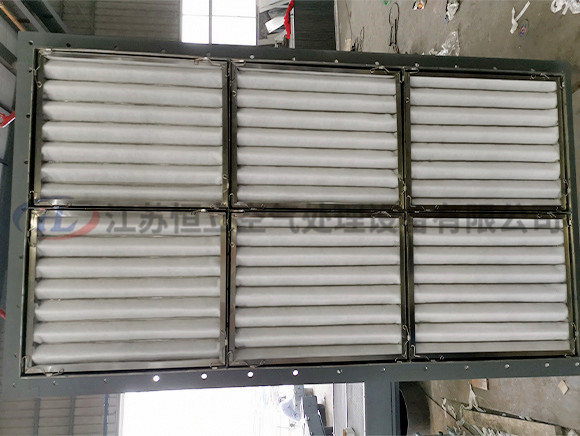 初效不銹鋼鹽霧過濾器背面拆卸